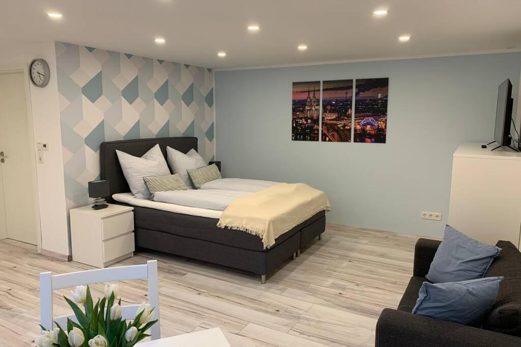 Modern Renovated Apartment Suited For Business Consultants - In Close Distance To Dt, Dhl And Un Campus - Reserved Parking Бон Екстериор снимка